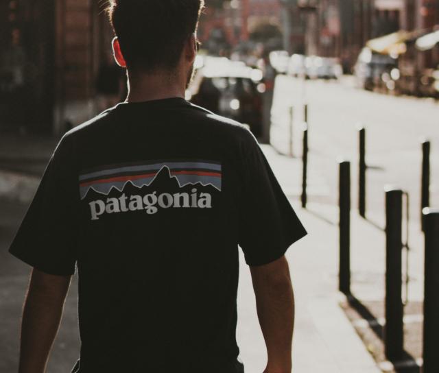 Patagonia T-Shirts  Til Både Herre & Dame ➔